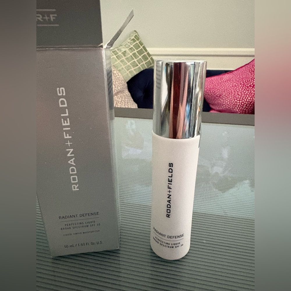 Rodan + Fields Radiant Defense (New, sealed) Beige 2